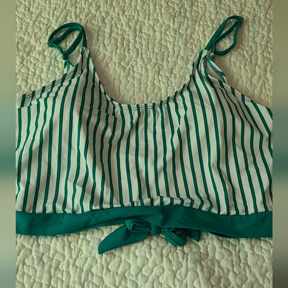 Coco Reef Swimsuit - Picture 3 of 4